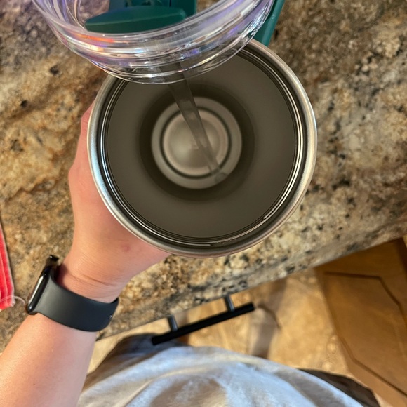 ✨Stanley✨ 40 oz tumbler in EUC - Picture 5 of 5